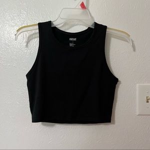 Girlfriend Collective crop top